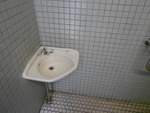 葛飾八幡宮前の公衆トイレ（市川市管理） - 写真:2