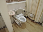 グランツリー武蔵小杉4階アカチャンホンポ付近多目的トイレ - 写真:1